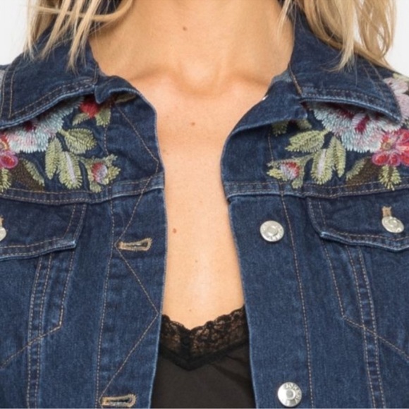 JOHNNY WAS WORKSHOP Desi Embroidered Denim Jacket, Size LARGE, NWOT - Picture 2 of 8
